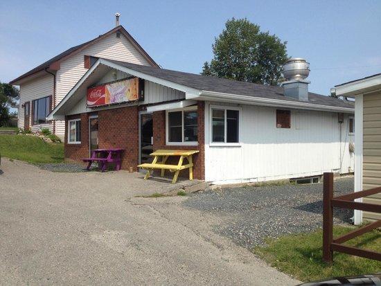 North Adventure Hotel Cochrane